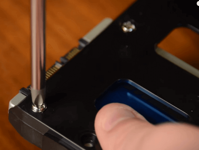 Prepare SSD disk by adding drive slot.